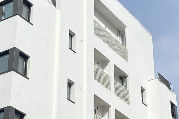 בניין לאחר שיפוץ חזיתות | צביעה וחידוש חזיתות